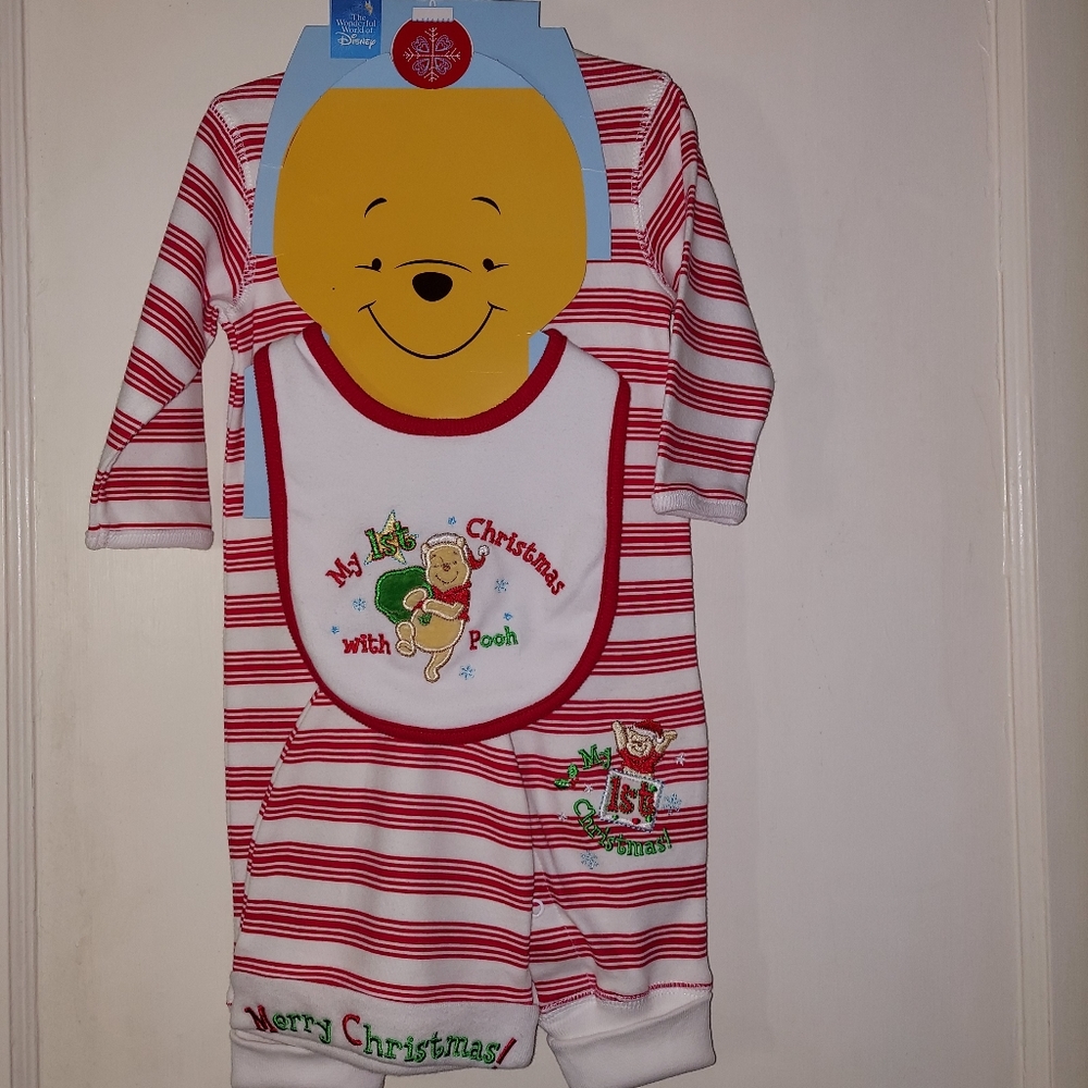 Disney Pooh 1st Christmas stripped set 3/6 months